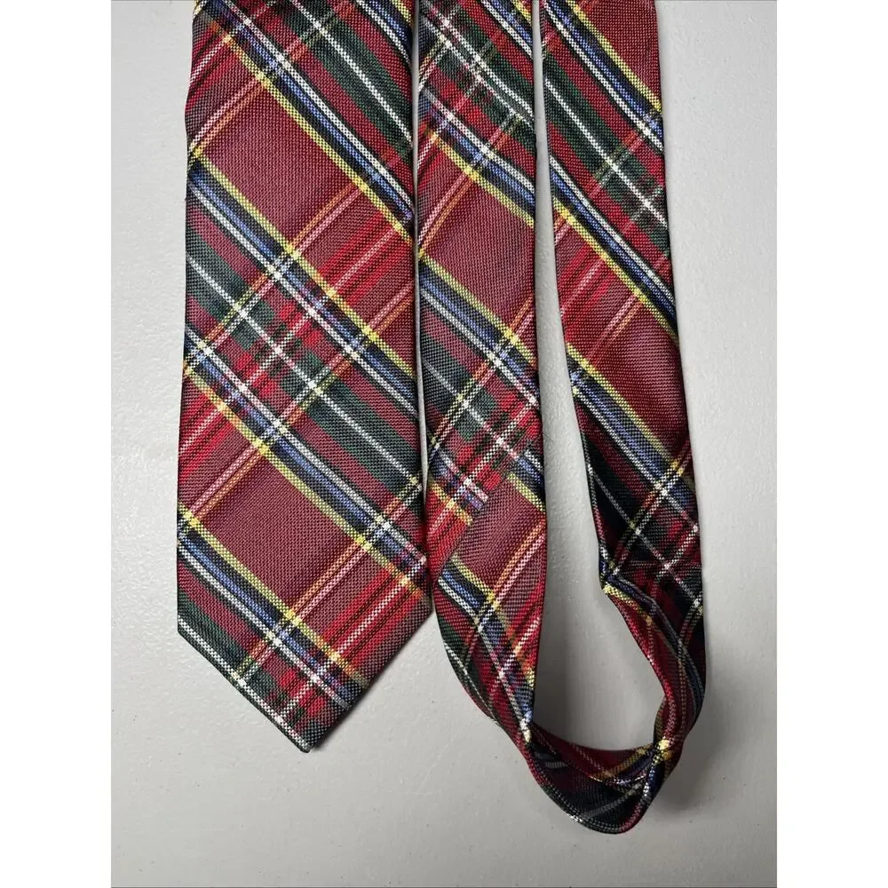 JoS A Bank Silk Tie Red Tartan Plaid Mens Necktie 2 7/8